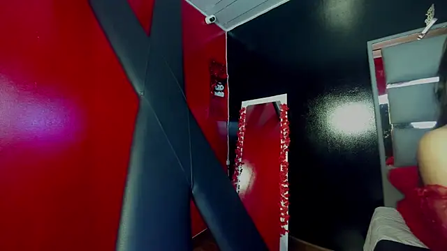 Clarita Hill online show from 02.25.26