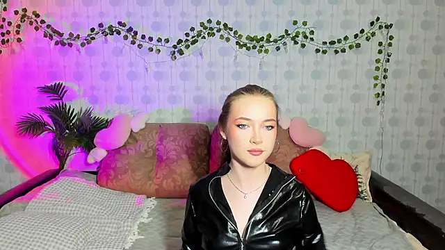 swiity room  online show from 02.03.26