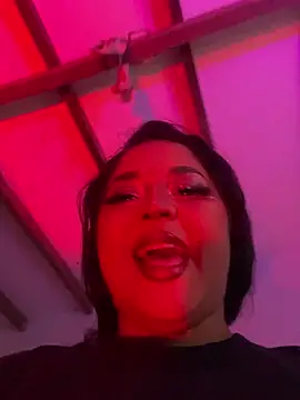 Isabella Belmont online show from 02.24.26