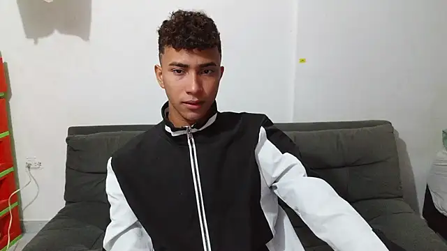 Snapshot of naugthy_boy88 chatting on 01.16.26 naugthy boy88 online show from 01.16.26