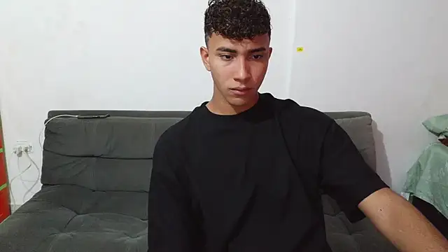 Snapshot of naugthy_boy88 chatting on 01.18.26 naugthy boy88 online show from 01.18.26