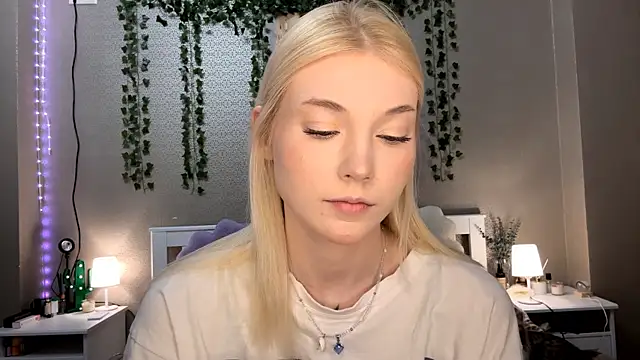 LlsabethHaze online show from 01.16.26