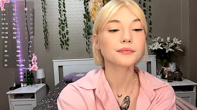 LlsabethHaze online show from 02.15.26