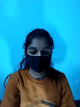 HotxAnamika online show from 01.08.26