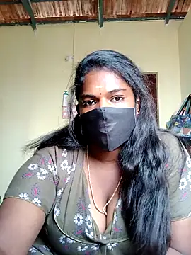 Milky Julia online show from 02.20.26