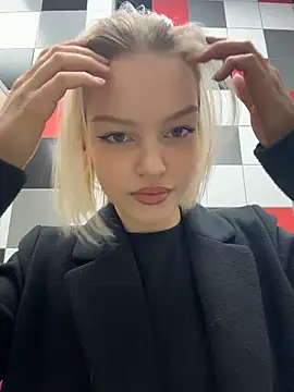 AshleyMur online show from 03.04.26