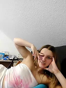 Snapshot of HotAlice69 chatting on 02.27.26 HotAlice69 online show from 02.27.26