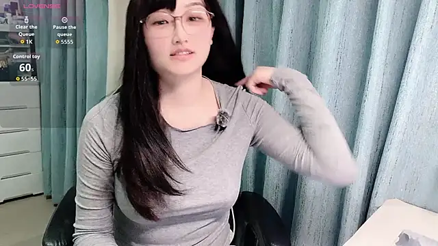 LuLu-lll online show from 03.26.26