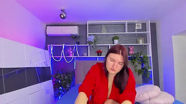 StephieRousee online show from 04.20.26