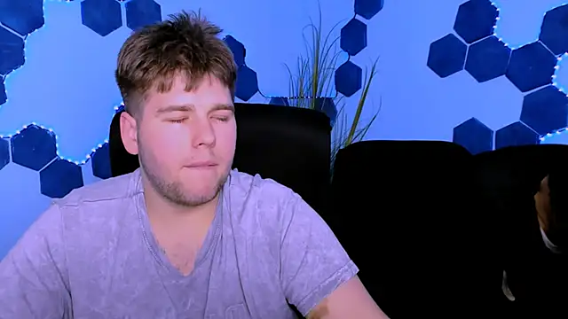 Snapshot of mister_alex_ chatting on 02.26.26 mister alex online show from 02.26.26