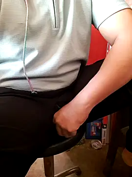 RaiStarrrr0-9 online show from 02.09.26