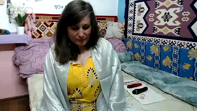 Adelinemilf online show from 04.14.26