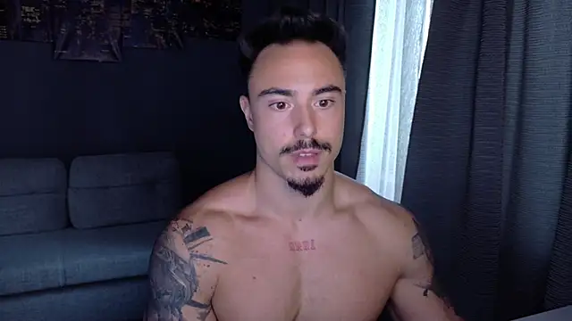 Snapshot of Master_Lukas chatting on 04.21.26 Master Lukas online show from 04.21.26