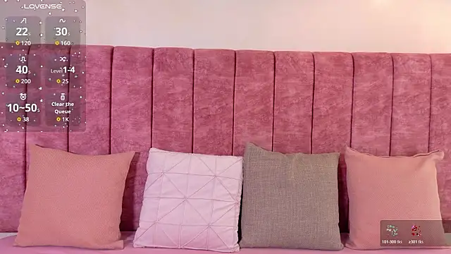 Snapshot of Mayleeth chatting on 03.24.26 Mayleeth online show from 03.24.26