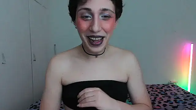 Snapshot of HoneyValentine chatting on 02.23.26 HoneyValentine online show from 02.23.26