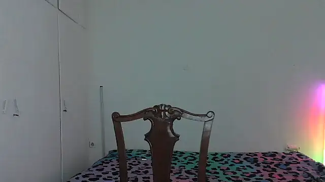 Snapshot of HoneyValentine chatting on 02.28.26 HoneyValentine online show from 02.28.26