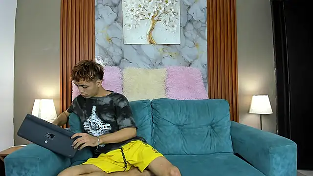 AVENGER BOYS2026 online show from 02.24.26