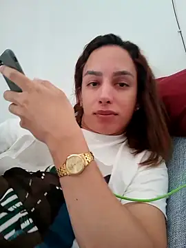 ofjuliaa online show from 04.13.26