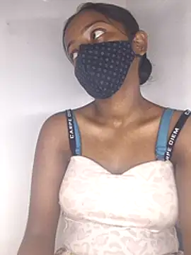 Snapshot of Royal-girl78 chatting on 02.17.26 Royal-girl78 online show from 02.17.26