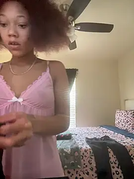 Tamiii420 online show from 03.20.26