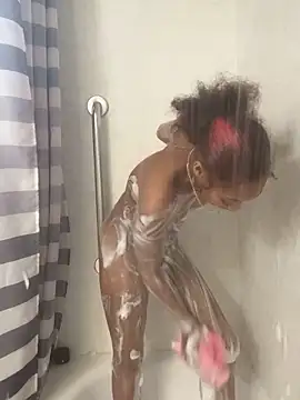 Tamiii420 online show from 03.31.26