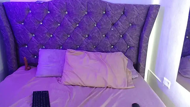 Angel adrien online show from 04.01.26