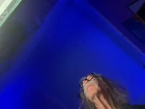 Snapshot of LickYourYoni chatting on 02.01.26 LickYourYoni online show from 02.01.26