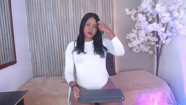 Snapshot of Chel_Stone chatting on 01.13.26 Chel Stone online show from 01.13.26