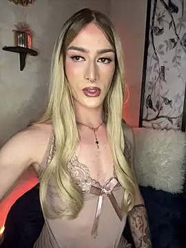 Alana Stone online show from 04.15.26