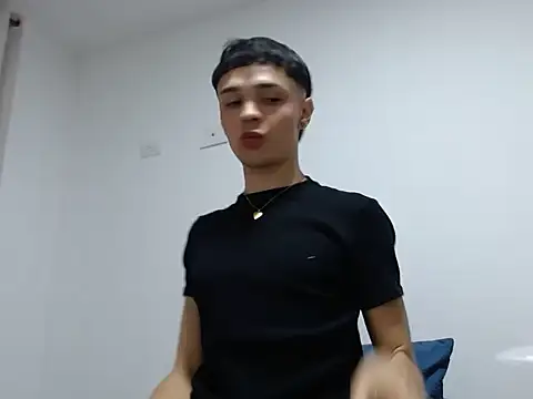 AdrianRose  online show from 06.06.26
