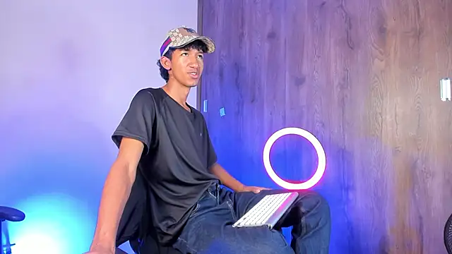 neitan miller  online show from 02.19.26