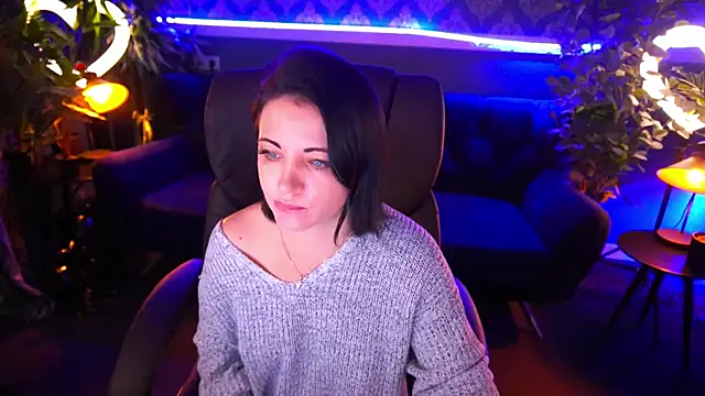 Snapshot of Dafni_Monn chatting on 01.25.25 Dafni Monn online show from 01.25.25