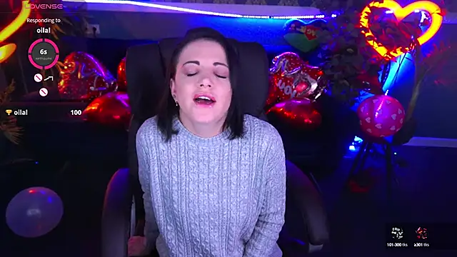 Snapshot of Dafni_Monn chatting on 02.10.25 Dafni Monn online show from 02.10.25