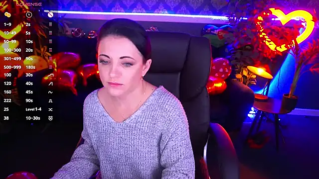 Snapshot of Dafni_Monn chatting on 02.17.25 Dafni Monn online show from 02.17.25