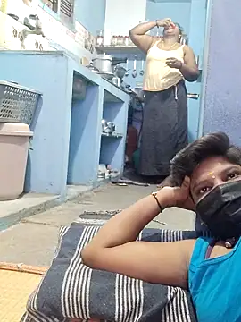 Snapshot of divyasree1431 chatting on 03.15.26 divyasree1431 online show from 03.15.26