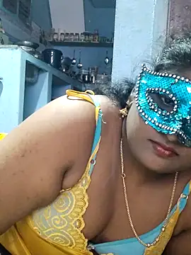 Snapshot of divyasree1431 chatting on 03.20.26 divyasree1431 online show from 03.20.26