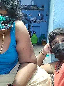 Snapshot of divyasree1431 chatting on 03.22.26 divyasree1431 online show from 03.22.26