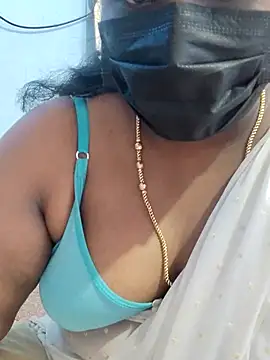 Snapshot of divyasree1431 chatting on 03.25.26 divyasree1431 online show from 03.25.26