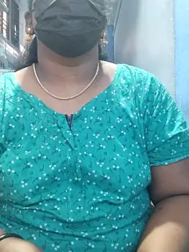 Snapshot of divyasree1431 chatting on 04.03.26 divyasree1431 online show from 04.03.26