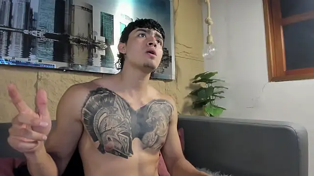 Snapshot of elliot_colton chatting on 02.14.26 elliot colton online show from 02.14.26