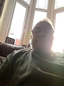 justenjoyingurcompany online show from 01.10.26