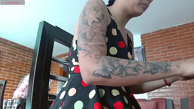 Lia rouse04 online show from 02.21.26