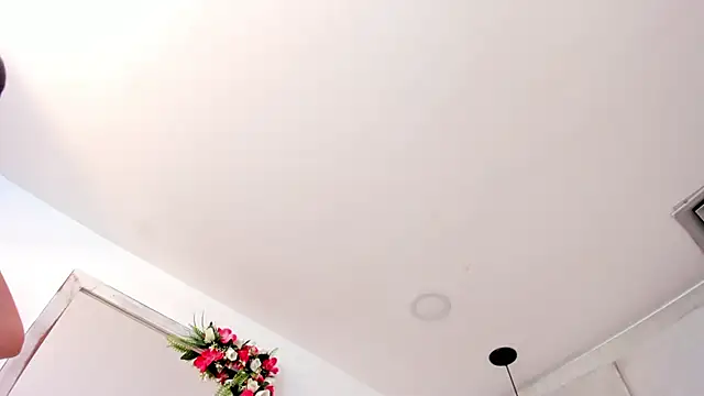 IvonneOwen online show from 03.06.26