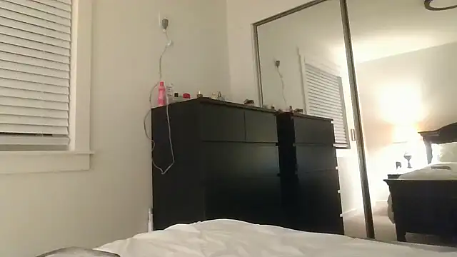 Snapshot of ASH_Blondie_Slut chatting on 03.11.26 ASH Blondie Slut online show from 03.11.26