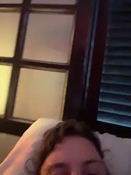 Snapshot of witchdub chatting on 02.12.26 witchdub online show from 02.12.26