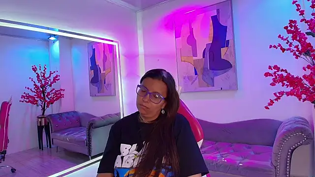 Snapshot of Amber__rouge chatting on 03.01.26 Amber rouge online show from 03.01.26