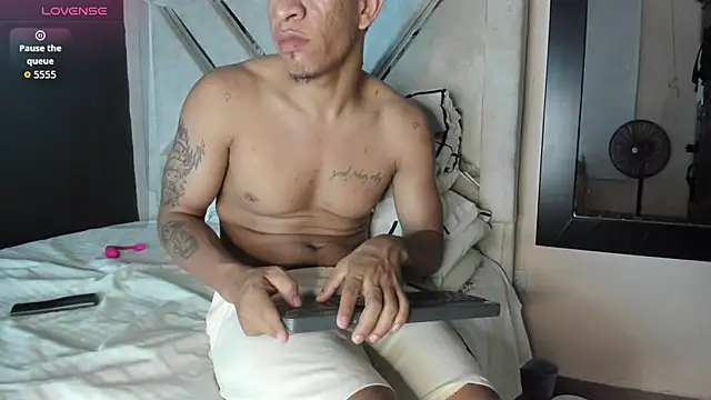 Snapshot of antonio_aguilarx chatting on 03.04.26 antonio aguilarx online show from 03.04.26