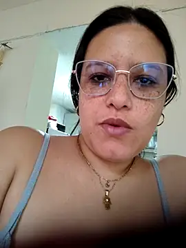 Snapshot of kadani chatting on 02.04.26 kadani online show from 02.04.26