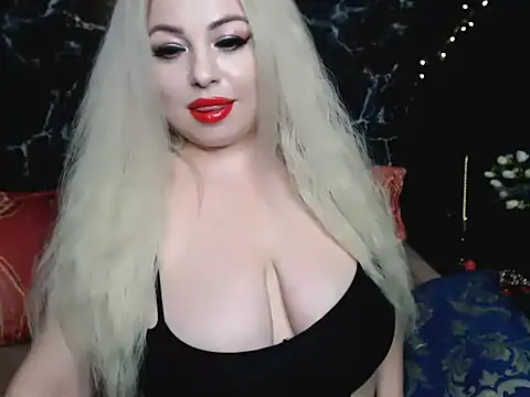 Snapshot of CharlotteDix chatting on 01.11.26 CharlotteDix online show from 01.11.26