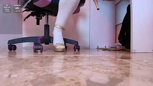 Renata blue online show from 02.21.26